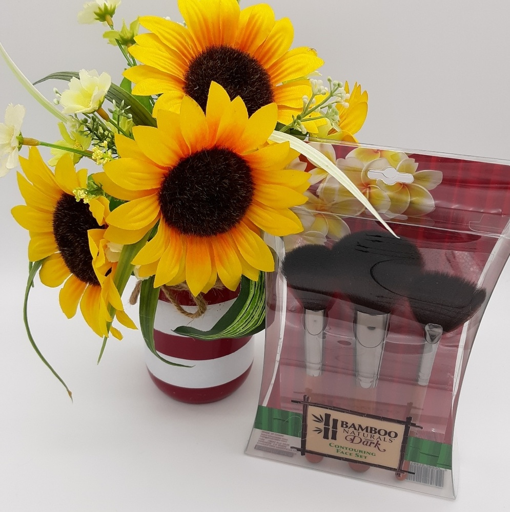🆕️🎉SALE!!🎉💝Bamboo Naturals Dark Brush Set💝 - Picture 6 of 8
